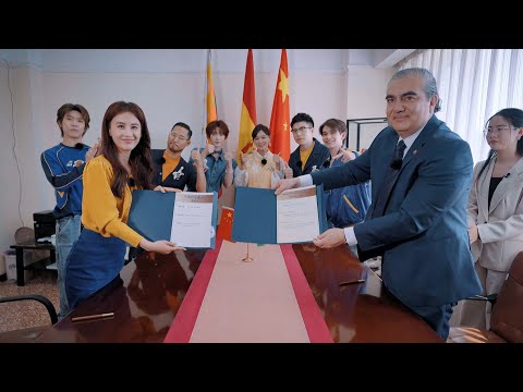 主理团汇聚玻利维亚大使馆，打卡微缩版“乌尤尼盐湖”【大使的宝藏家宴第二季】EP01