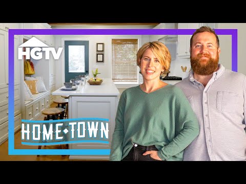 Home For Outdoor Living Full Episode Recap | Hometown | HGTV
