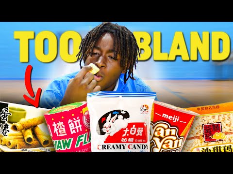 American Highschoolers try Asian Snacks for the first time