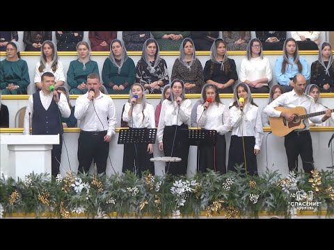 В душе у нас звучит (Мы самые счастливые)/ Песня