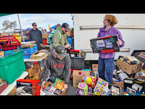 We FREAKING SCORED AT THE SWAP MEET!