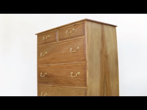A pair of drawer chests