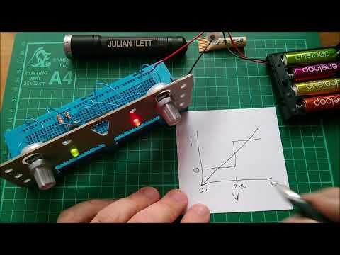 Chip on Breadboard: LM339 Comparator - A/D Converter