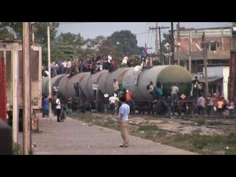 Mexico: The Train to the Promise Land | Deadliest Journeys