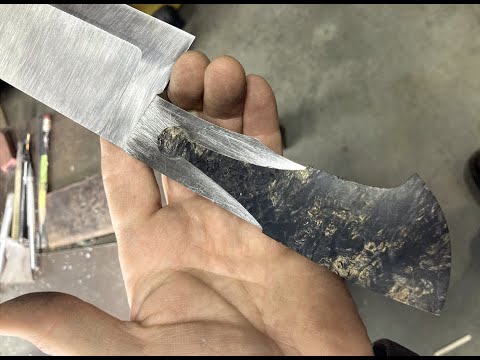 Puzzle Mosaic 6: Fitting the keyhole handle on piece 2.