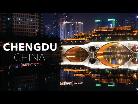 48 Hours in Chengdu, China - Part 1 || Anshun Bridge, Chunxi Road, Kuanzhai Alley