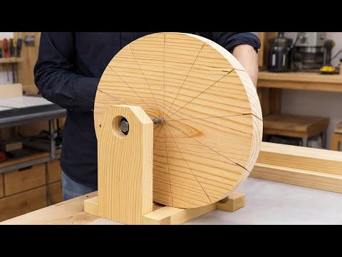 When Wood Becomes Art – A Simple Wooden Form with Timeless Beauty