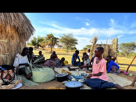 Daily work in a Traditional homestead/Cooking Traditional food for supper/African Village life