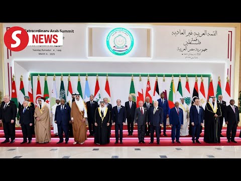 Arab summit adopts Egypt's Gaza reconstruction plan