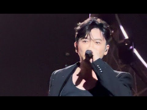 蘇有朋/红蜻蜓/雨蝶/爱 - 武汉(20241019) #alecsu #concert #蘇有朋 #dance #苏有朋 #演唱会