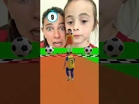 Ronaldo Red Light, Green Light 🙈🥵