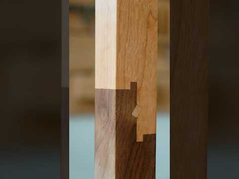 Chinese Wedge Tenon No Nails! No Screws! #woodworking #wooddesigner #woodworkingprojects