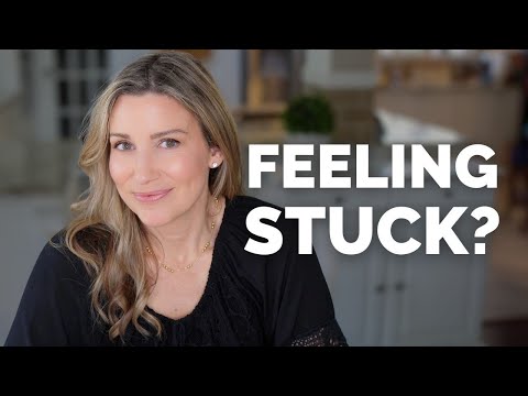 6 Common Habits That Keep You Stuck