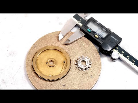 #033  Cutting a new set of teeth for a clock gear wheel and making our own lathe dividing plate!