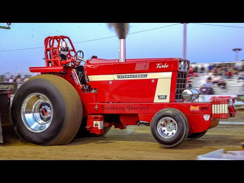 THE Pullers Championship 2025! 8500 Limited Pro Stock Tractor Pulling! (Friday) Track at Holzhauers