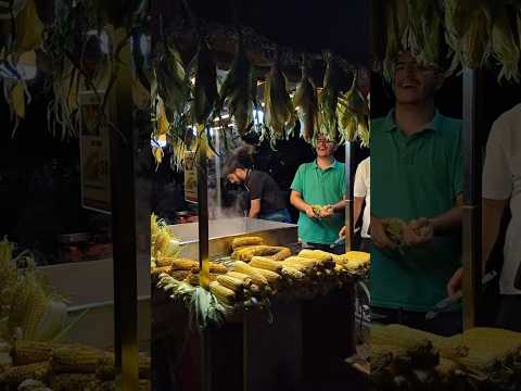 The most popular street food in Istanbul — roasted chestnuts, grilled corn, and boiled corn 🌽🔥