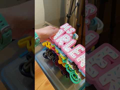 Printing every item I offer in my shop - Today was all 3 of the sprinkles nameplates #3dprintingvlog