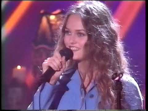 Vanessa Paradis Concert Privé @ Canal Plus, 3 may 96