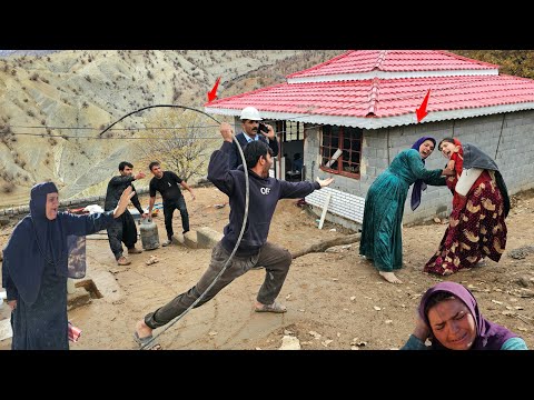 Stepmother Documentary: Two Wives Fight Over a Carpet and the Husband's Anger at the First Wife