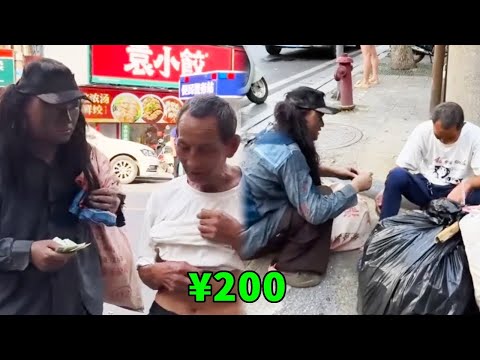 阿義假扮乞丐上街乞討，70多歲撿破爛大叔給阿義買包子，自己過得很艱辛卻還願意幫助別人！ 【阿義走鄉村】#Farm #tour #drama #正能量