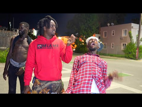 Paying Strangers in the Trenches to Drink the World’s Hottest Sauce