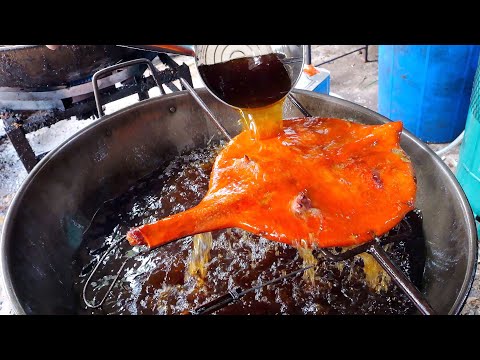 Thai-style, Crispy Peking Duck and Duck skin dish | Thai Street food