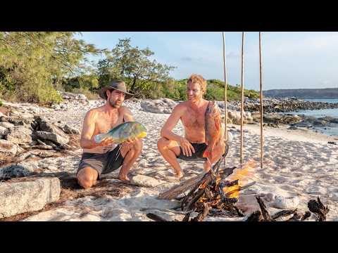 Living Off the Ocean – Spearfishing Shark Alley