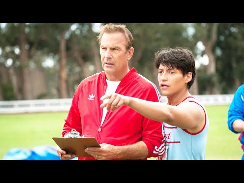 一个好的老师，不仅可以改变了一群人，甚至改变了整个小镇的命运，4万人打出8.4高分，23分钟看完2015年真实事件改编传记电影《麦克法兰》