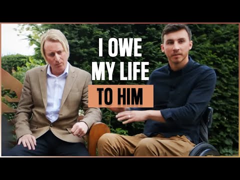 7 Years After Near-Fatal Crash, Survivor Meets Paramedic Who Saved His Life