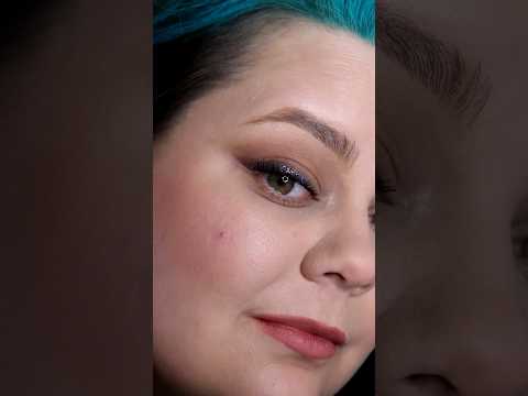 Simple New Year's makeup that everyone can do #newyearsmakeup #makeup2025 #softarrows