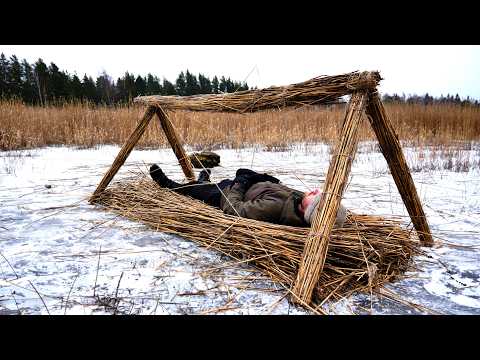 Winter Survival Shelter Made 100% with Reeds - Protection From the Cold