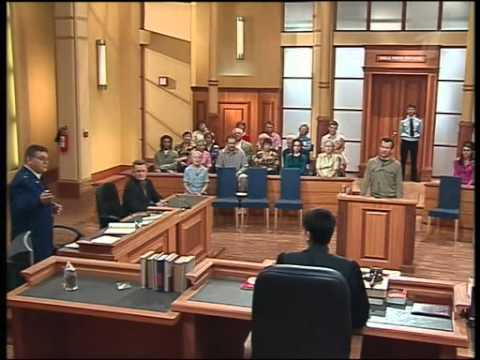 Федеральный судья. Подсудимая Плошкина (убийство, покушение на мошенничество).