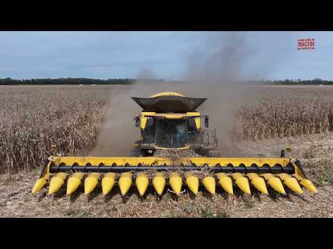 10,000 Bushels an Hour NEW HOLLAND CR11 Combine