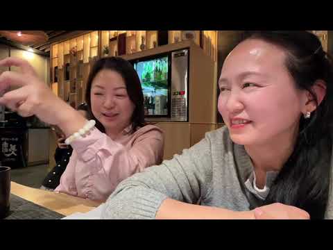 3月底在ki Onakase 做个高端单身party : 和纽约网红峨眉师姐分享: 把快乐放大!把烦恼缩小! 旁边响起掌声!我的正能量 吸粉不少.@emeinewyork