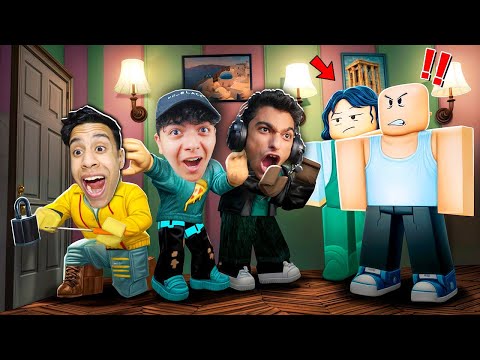 اتمسكنا في منزل اب وام اشرار ولازم نهرب منو مع عبدة ماندو في روبلوكس.. !! 😱🔥