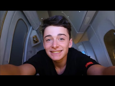 Noah Schnapp - I Flew Emirates First Class and It Was Insane! 