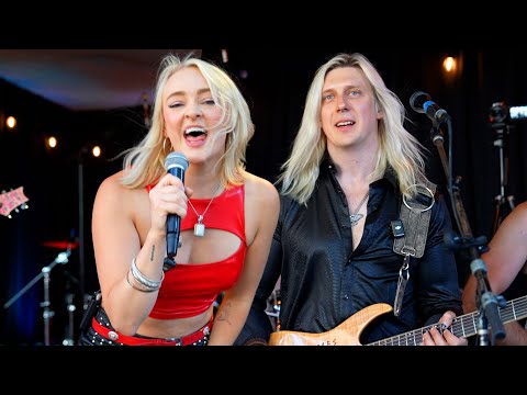 When Someone Requests Journey and This Singer Steals The Show