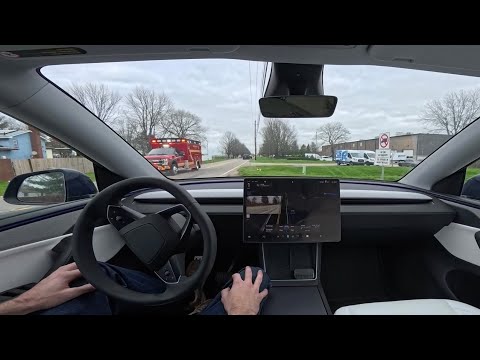 FSD Ambulance Pull-Over Test with Pure Natural Ambient Car Sounds Highways & Roundabouts