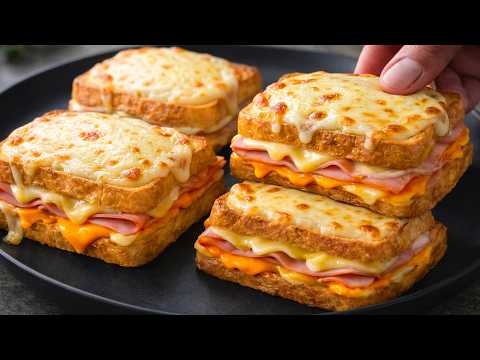 You've never had such a delicious breakfast before – a French toast sandwich with egg in 5 minutes!