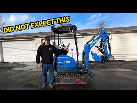 This Chinese Mini Excavator Is Better Than I Expected