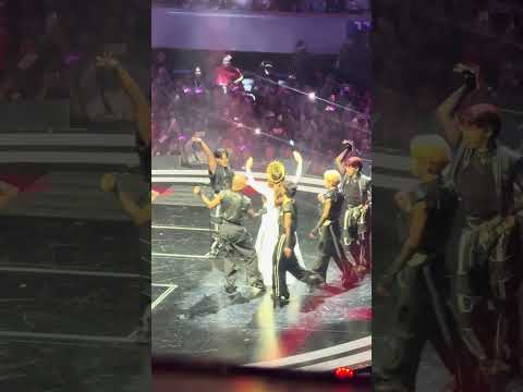 Sexbomb Get Get Aw! #RAwnd4