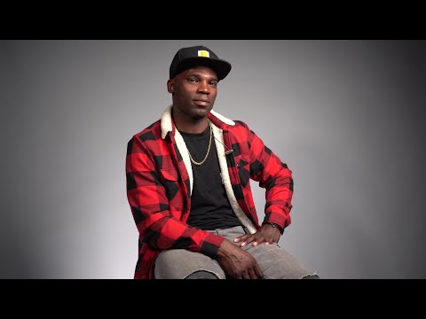 Marine Combat Veteran Recalls Digging Up Bodies in Iraq | Veteran Stories