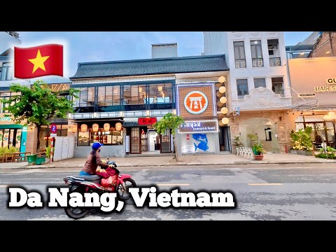 Da Nang Christmas Walking Tour 2025 🎄 | An Thuong Update & Lost Corgi Search