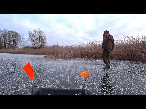 ОНО РАЗГИБАЕТ ЗАСТЁЖКИ!!! ЩУКА НА ЖЕРЛИЦЫ - ЗИМНЯЯ РЫБАЛКА ПО ПЕРВОМУ ЛЬДУ