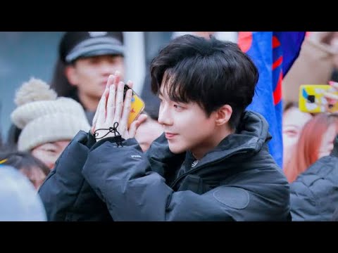 刘宇宁为了流量找陌生人转发微博,甚至献唱来换一次转发😖现在的顶刘已不需要这样辛苦了😎💛#刘宇宁#劉宇寧 #liuyuning #china #singer #actor #superstar