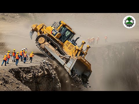 Jaw-Dropping Bulldozer & Excavator Operator Skills So Crazy You’d Think They’re Fake!  #31