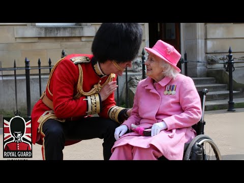 Royal Guards BREAK Character During the Most Heartwarming Moments