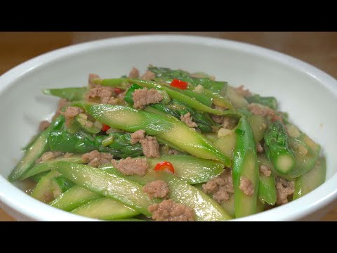 芦笋有人焯水，有人直接下锅就炒，难怪会不好吃，教你一招，清脆好吃，营养不流失#美食教程 #cooking #delicious