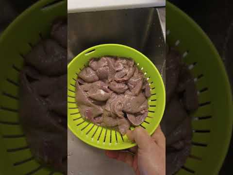 [如何將豬潤處理得好食兼爽脆鬆軟無騷臭味？]

https://