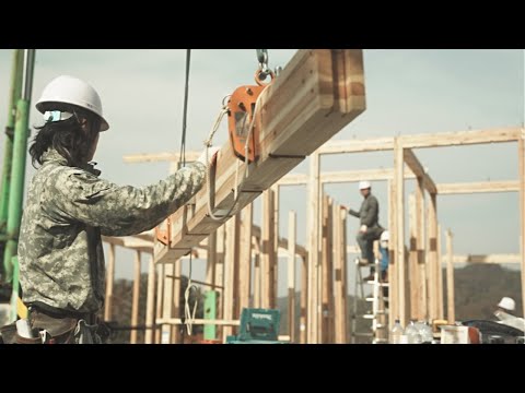 【Day 2 on Site】Assembly process at the heavy timber construction site. Raw site.